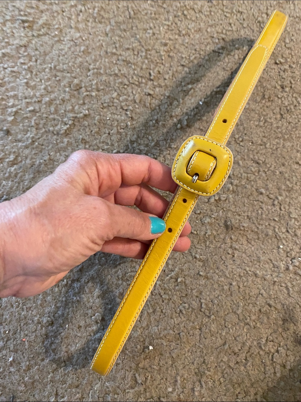Fossil Yellow Narrow Women's Belt with Padded Square Buckle